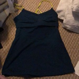 Lululemon tank with build in light support bra